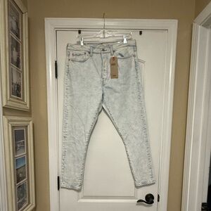 Levi’s new size 16 women’s wedge skinny button fly jeans.